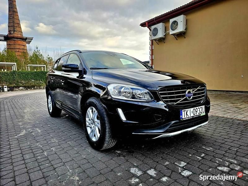 Używany Volvo XC60 136 KM (100 kW) 2014 Srebrny SUV