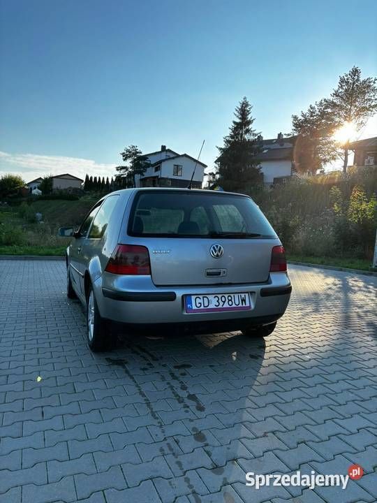 Srebrny Używany 2005 VW Golf IV Hatchback | 2200 zł (Super Cena) - Obraz 1/4