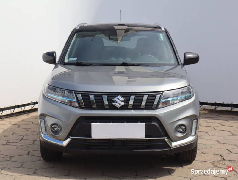 Szary Używany 2021 Suzuki Vitara SUV | 76 999 zł (Uczciwa cena) - Obraz 1/4