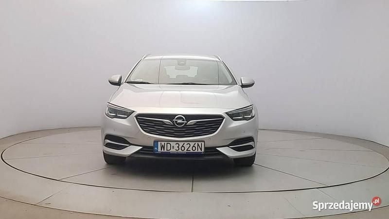 Srebrny Używany 2020 Opel Insignia Innovation Kombi | 49 700 zł (Uczciwa cena) - Obraz 1/4