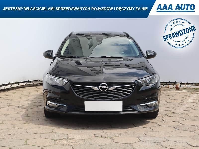 Używany Opel Insignia 136 KM (100 kW) 2019 Czarny