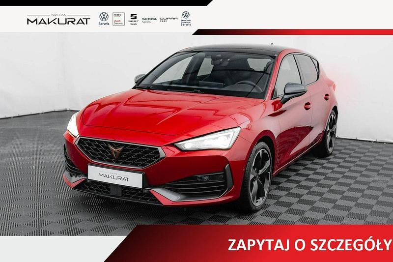 Czerwony (metalik) Używany 2023 Cupra Leon Hatchback | 124 850 zł (Uczciwa cena) - Obraz 1/4