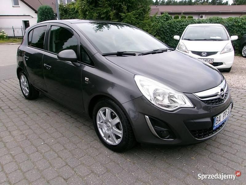 Grafitowy Używany 2011 Opel Corsa Hatchback | 14 500 zł (Uczciwa cena) - Obraz 1/4