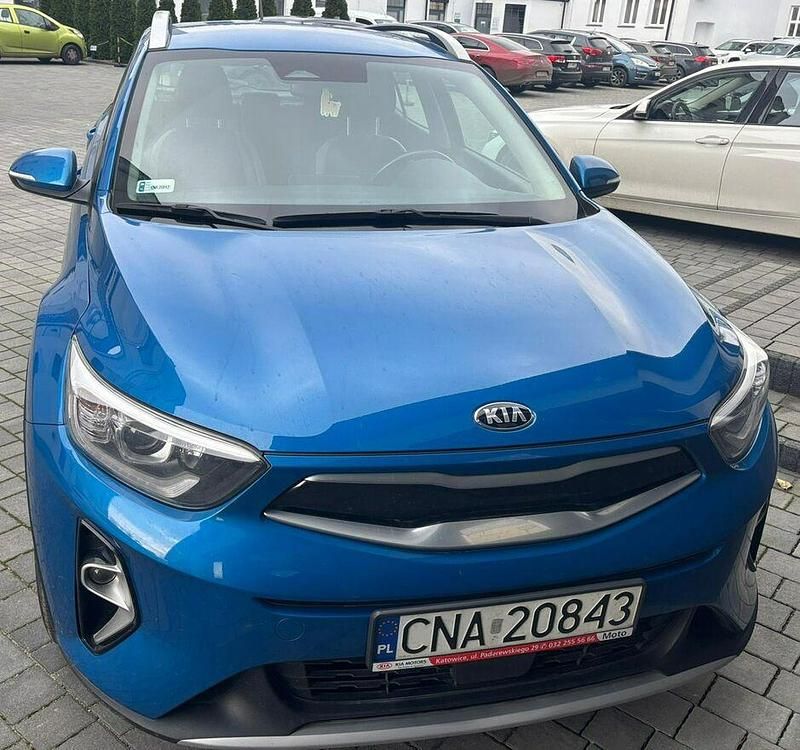Niebieski Używany 2020 Kia Stonic SUV | 59 900 zł (Uczciwa cena) - Obraz 1/4