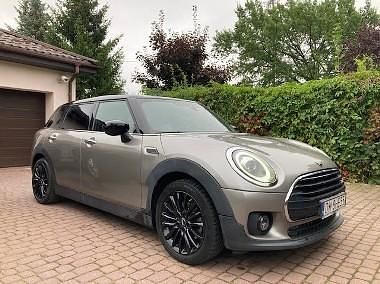Szary Używany 2019 Mini Cooper Clubman Kombi | 58 917 zł (Uczciwa cena) - Obraz 1/4
