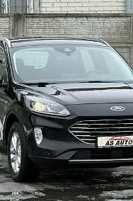 Używany Ford Kuga 225 KM (165 kW) 2022 Czarny SUV