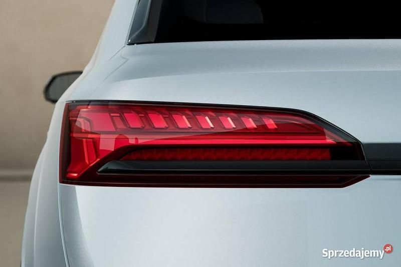 Używany Audi Q7 S-Line 286 KM (210 kW) 2025 Srebrny SUV