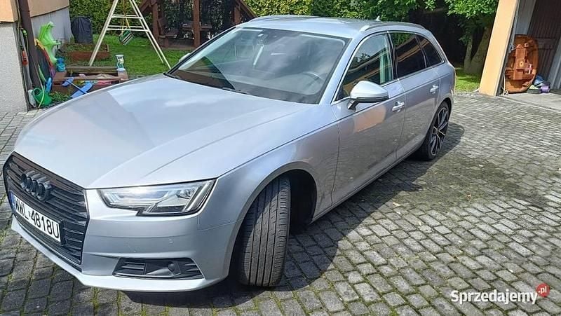 Srebrny Używany 2016 Audi A4 Kombi | 62 500 zł (Uczciwa cena) - Obraz 1/4