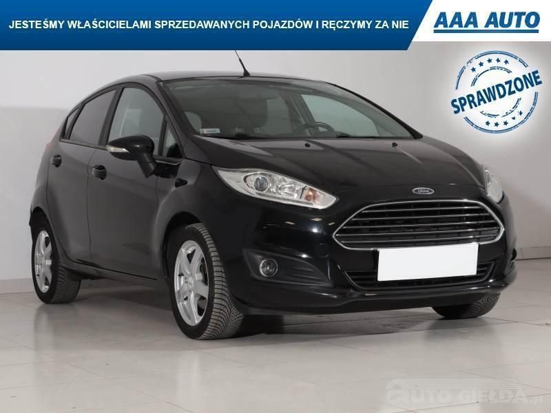 Czarny Używany 2015 Ford Fiesta Hatchback | 23 499 zł (Uczciwa cena) - Obraz 1/4