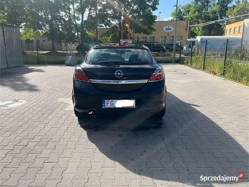 Używany Opel Astra GTC 2005