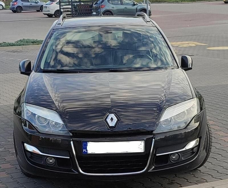 Czarny Używany 2011 Renault Laguna III Kombi | 15 000 zł - Obraz 1/4