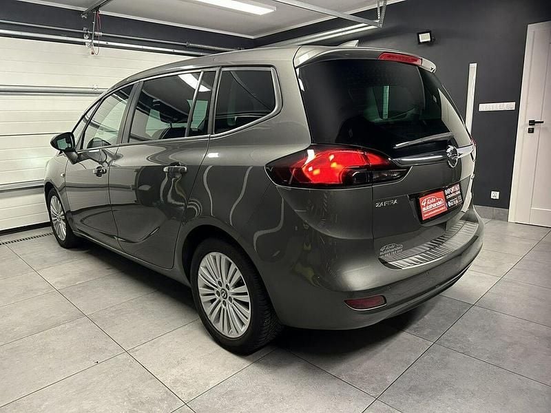 Używany Opel Zafira 140 KM (102 kW) 2017 Szary Minivan