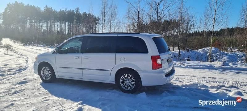Używany Chrysler Town & Country 2015 Minivan