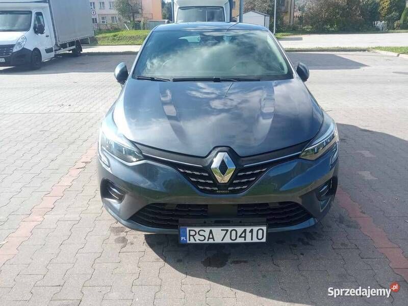 Używany Renault Clio V 90 KM (66 kW) 2021 Szary Hatchback