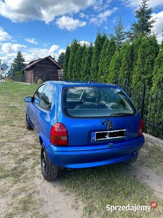 Niebieski Używany 1996 Opel Corsa Hatchback | 1200 zł (Dobra cena) - Obraz 1/4