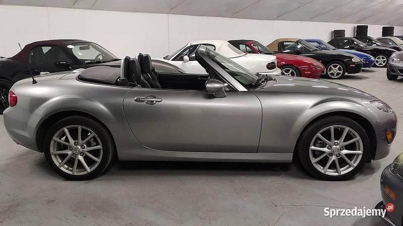 Srebrny Używany 2011 Mazda MX5 Kabriolet | 53 900 zł - Obraz 1/4