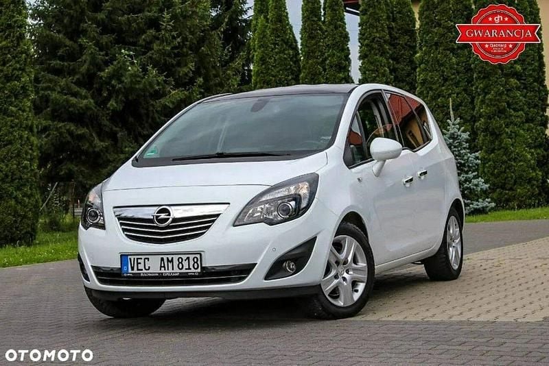 Biały Używany 2011 Opel Meriva Minivan | 21 900 zł (Uczciwa cena) - Obraz 1/4