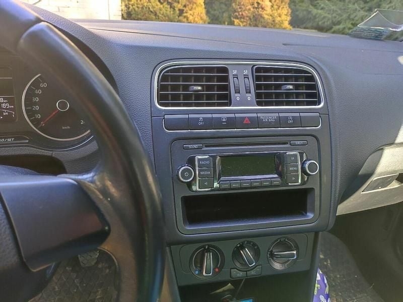 Używany VW Polo 75 KM (55 kW) 2012 Niebieski Hatchback