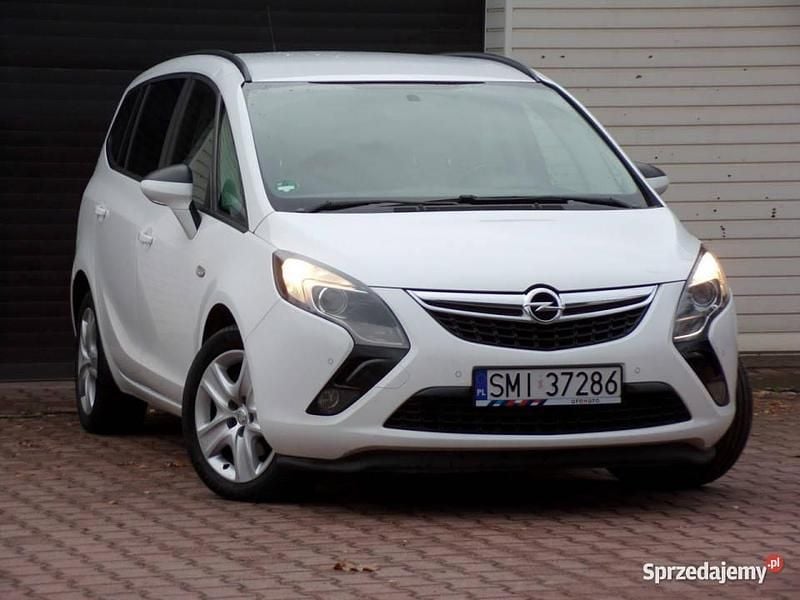 Używany Opel Zafira 110 KM (80 kW) 2013 Biały Minivan