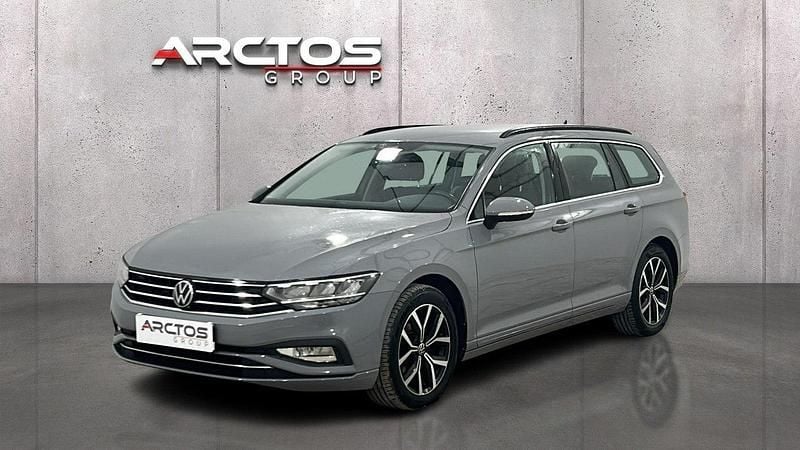 Szary Używany 2021 VW Passat Business Kombi | 82 900 zł (Uczciwa cena) - Obraz 1/4