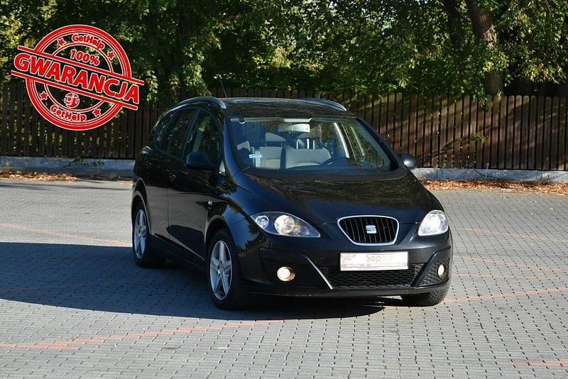 Czarny Używany 2012 Seat Altea XL Minivan | 15 900 zł - Obraz 1/4