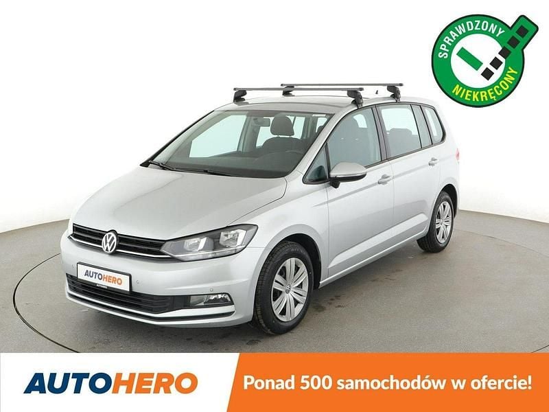 Srebrny Używany 2016 VW Touran Minivan | 56 900 zł (Uczciwa cena) - Obraz 1/3