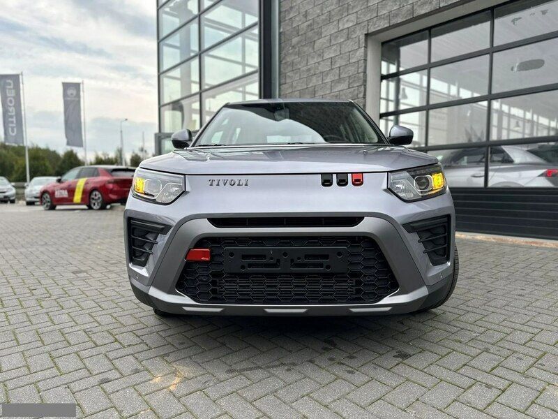 Używany Ssangyong (KGM) Tivoli 163 KM (119 kW) 2023 Szary (metalik) SUV