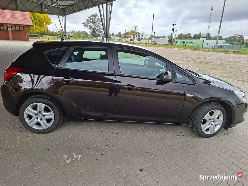 Używany Opel Astra 2012 Hatchback