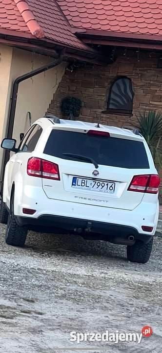 Używany 2015 Fiat Freemont Black Code SUV | 36 900 zł (Uczciwa cena) - Obraz 1/4