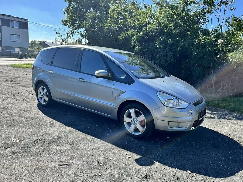 Szary Używany 2008 Ford S-MAX S Minivan | 14 600 zł - Obraz 1/4