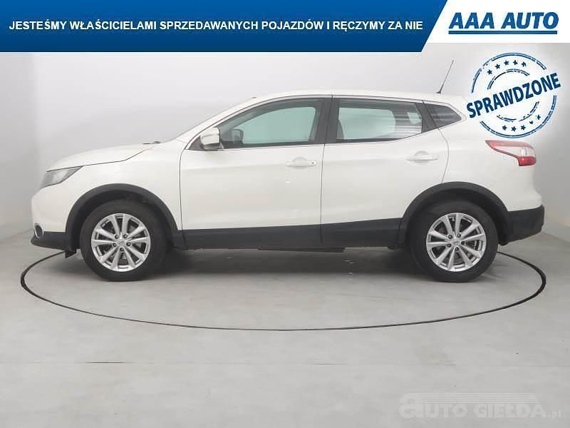 Używany Nissan Qashqai 2014 Biały SUV
