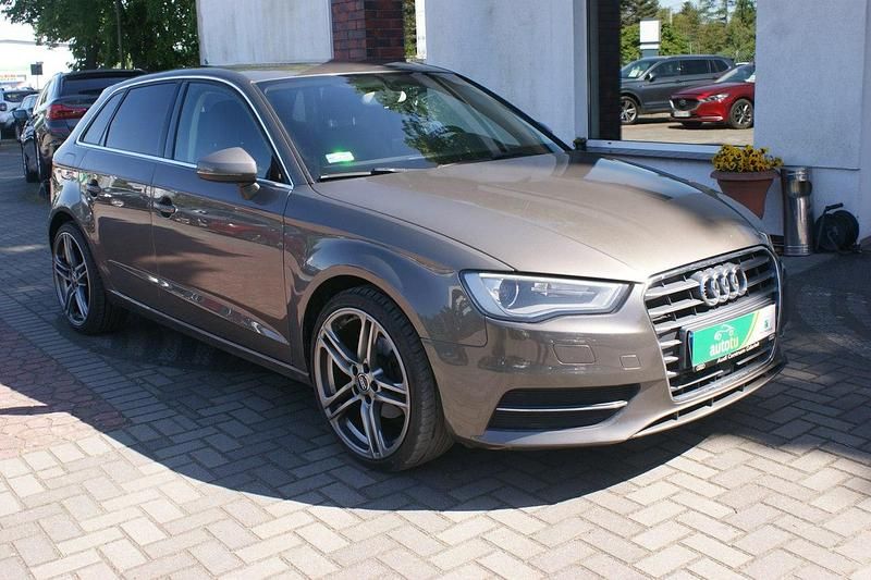 Brązowy (metalik) Używany 2014 Audi A3 Kombi | 42 400 zł (Dobra cena) - Obraz 1/4
