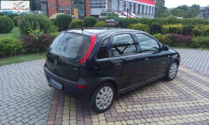 Używany Opel Corsa 90 KM (66 kW) 2002 Grafitowy Hatchback