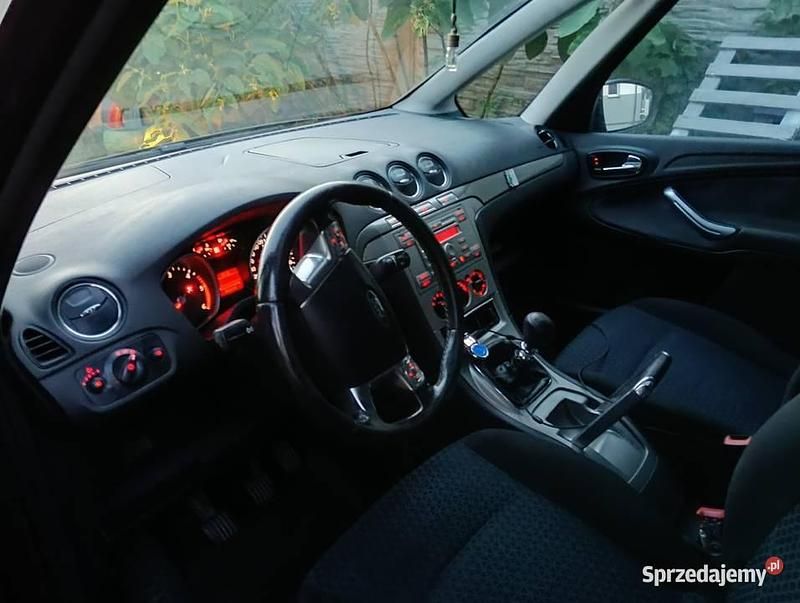 Używany Ford Galaxy 2006 Czarny Minivan