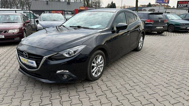 Czarny Używany 2015 Mazda 3 Hatchback | 41 900 zł (Uczciwa cena) - Obraz 1/4