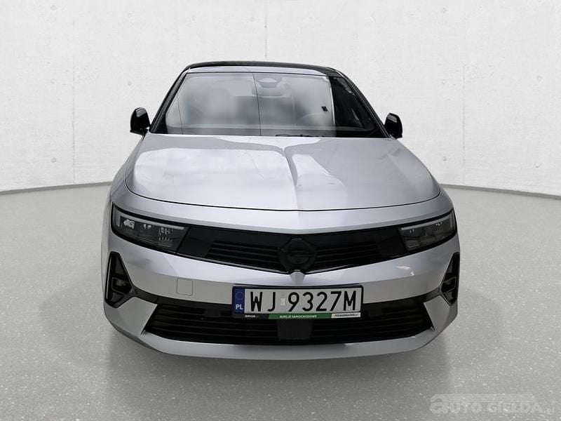 Używany Opel Astra 2024 Srebrny Kombi