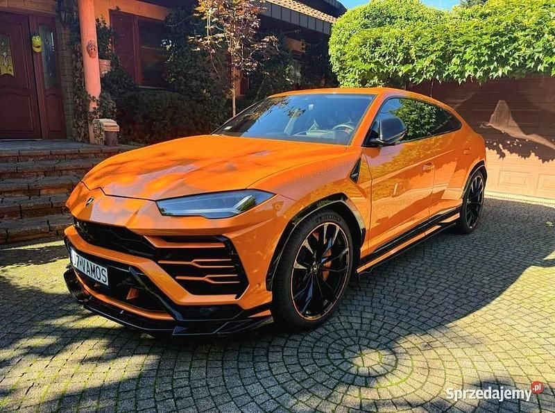 Pomarańczowy Używany 2021 Lamborghini Urus SUV | 795 000 zł - Obraz 1/4