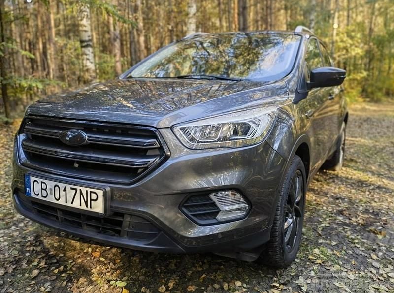 Używany Ford Kuga 120 KM (88 kW) 2019 Szary metalik SUV