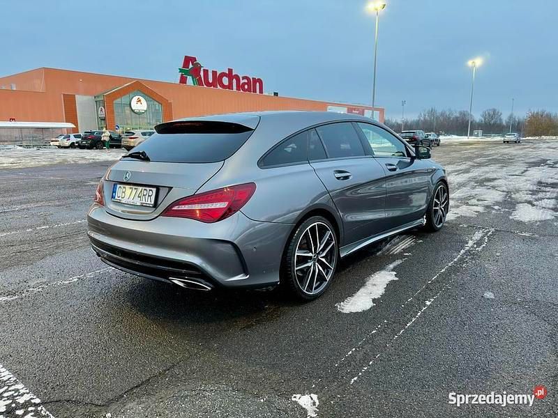 Używany Mercedes CLA200 AMG line 2016 Szary Kombi
