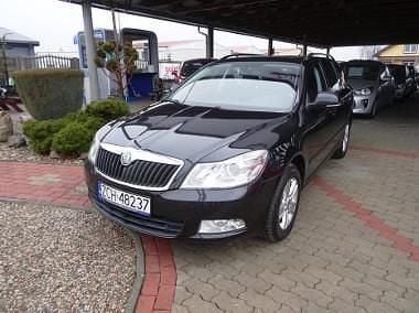 Używany Skoda Octavia 160 KM (117 kW) 2010 Czarny Kombi