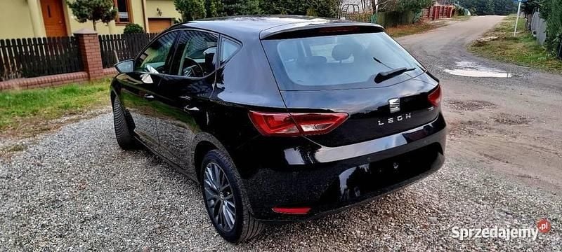 Czarny Używany 2015 Seat Leon Hatchback | 37 900 zł (Super Cena) - Obraz 1/4