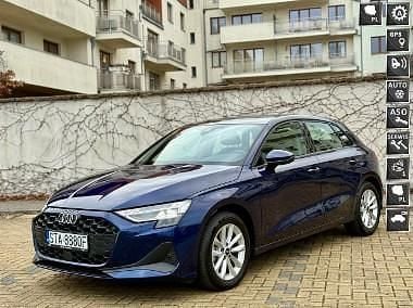Niebieski Używany 2024 Audi A3 Hatchback | 108 500 zł (Uczciwa cena) - Obraz 1/4