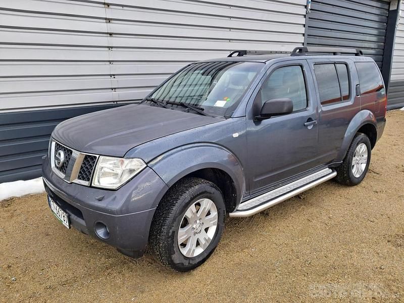 Używany Nissan Pathfinder 2006 Grafitowy SUV