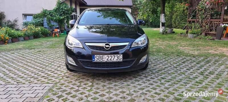 Używany 2011 Opel Astra | 22 000 zł (Drogi) - Obraz 1/4
