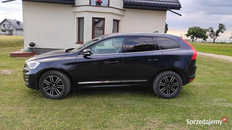Używany 2017 Volvo XC60 SUV | 76 000 zł (Super Cena) - Obraz 1/4