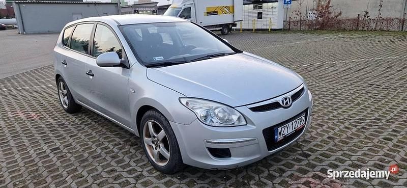 Srebrny Używany 2008 Hyundai i30 Kombi | 7000 zł (Dobra cena) - Obraz 1/4