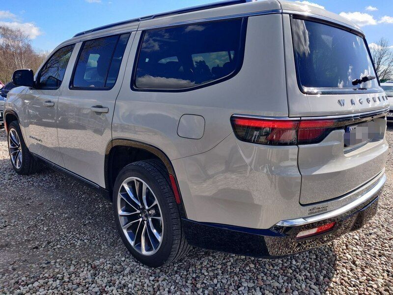 Używany Jeep Wagoneer 400 KM (294 kW) 2022 Szary SUV