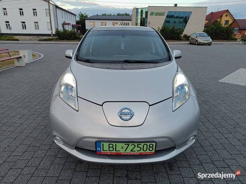 Srebrny Używany 2013 Nissan Leaf Hatchback | 27 000 zł - Obraz 1/4