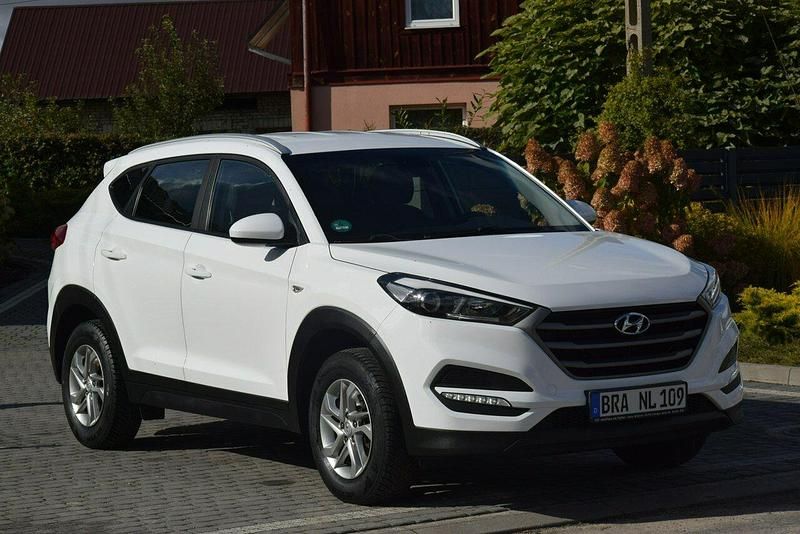 Biały Używany 2018 Hyundai Tucson SUV | 63 900 zł (Dobra cena) - Obraz 1/4