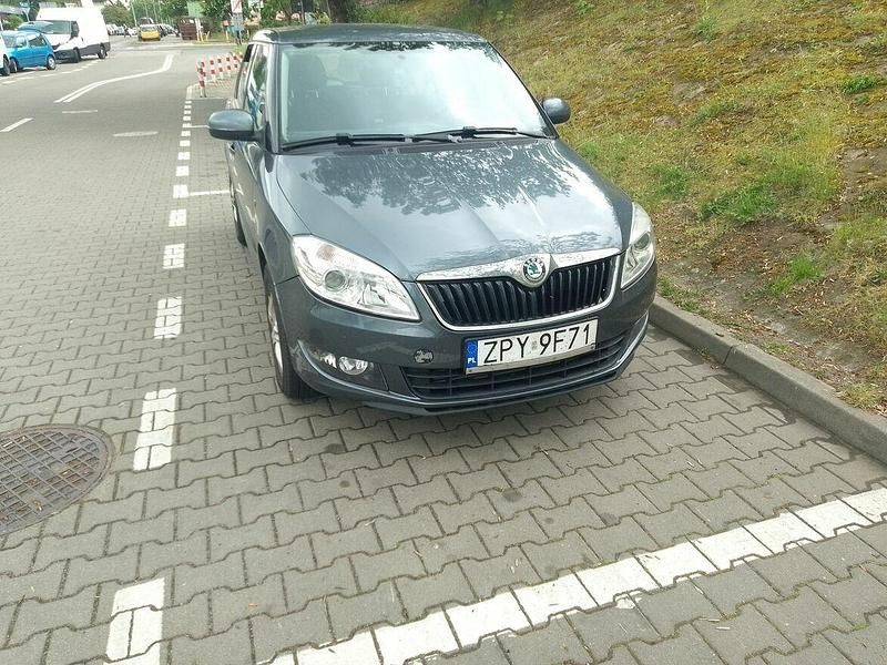 Używany Skoda Fabia 2012 Inny kolor Hatchback